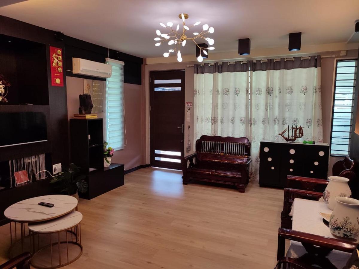 Kelly Homestay Сибу Екстериор снимка